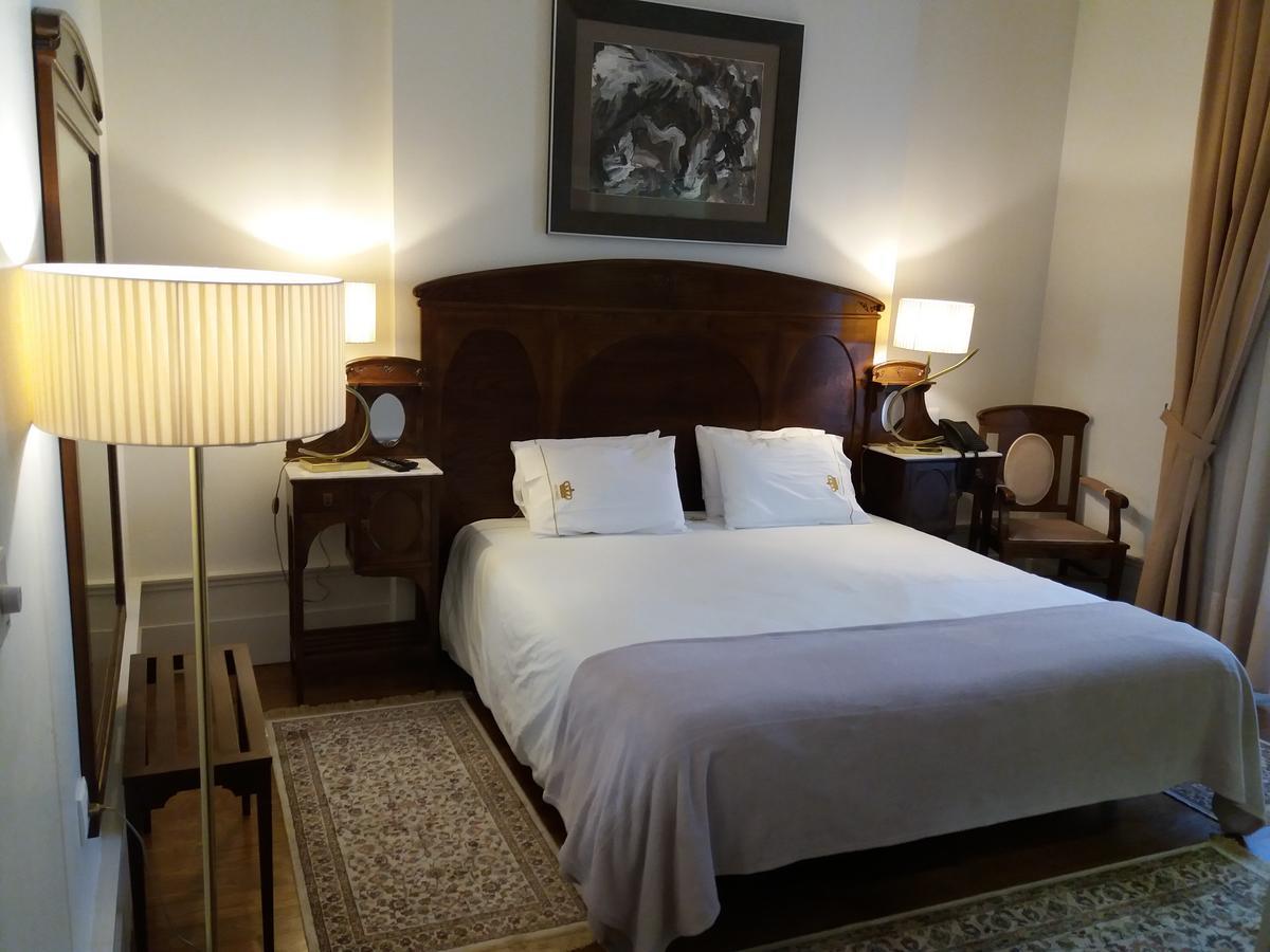 Hotel Ibn-Arrik Κοΐμπρα Εξωτερικό φωτογραφία