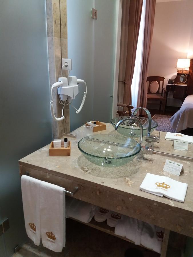 Hotel Ibn-Arrik Κοΐμπρα Εξωτερικό φωτογραφία